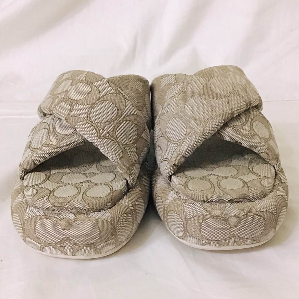 COACH Penelope Bubble Flatform Sandals - Picture 4 of 10